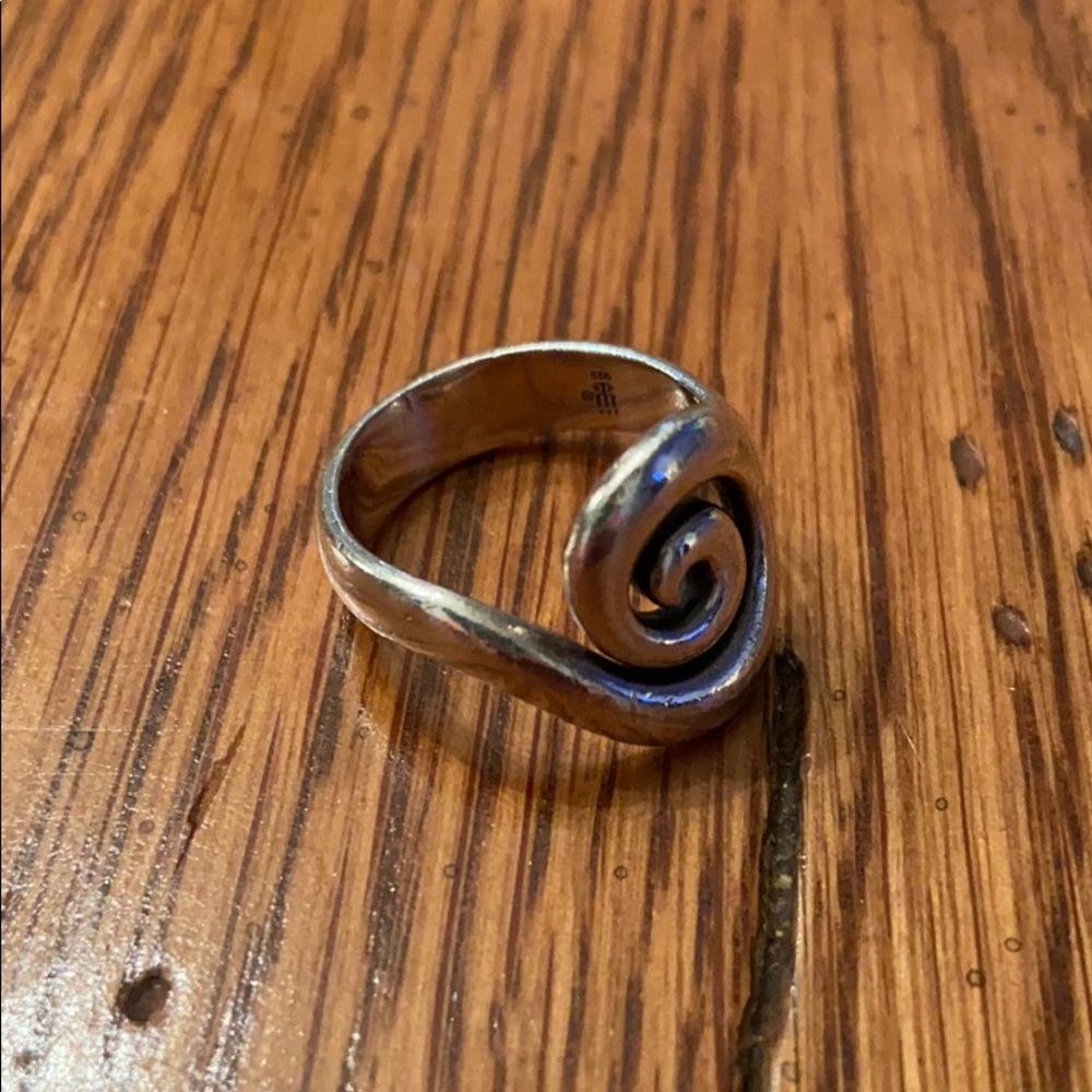 James Avery Swirl Ring